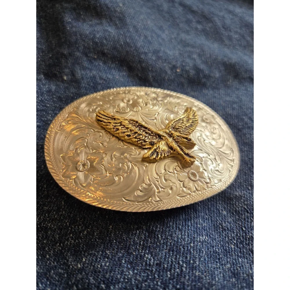 Montana Silversmiths Two-Tone Eagle Oval Belt Buckle - Silver & Antique Gold